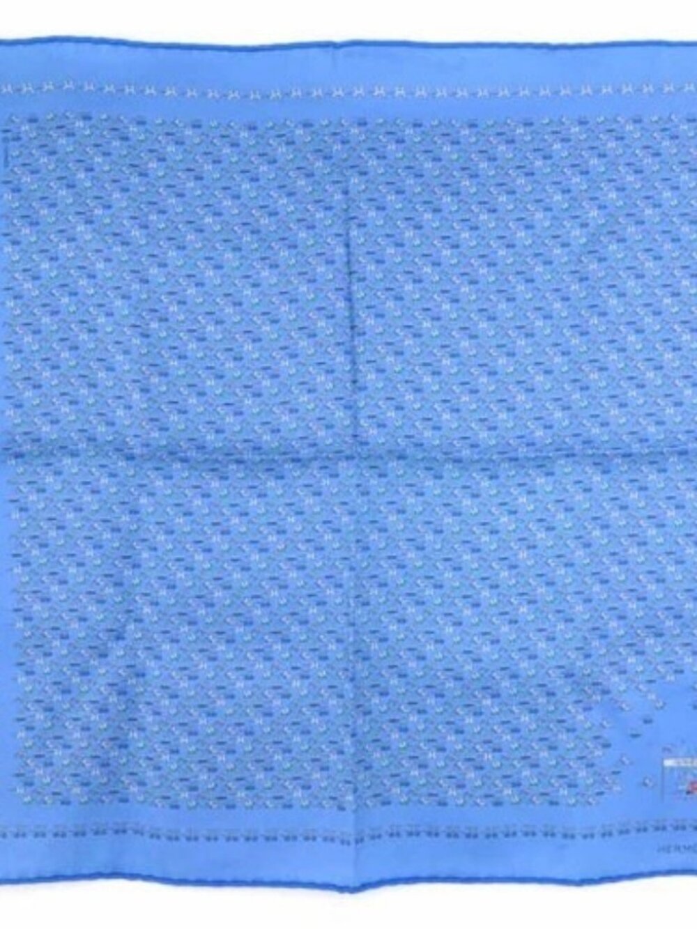 Auth HERMES Petit Carre Scarf Blue/White/Gray/Green Silk - e61868a